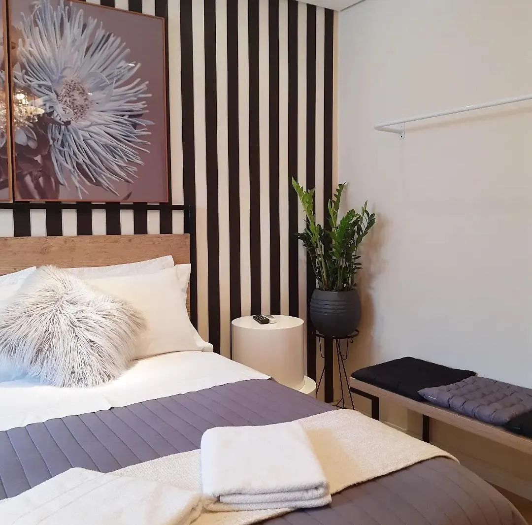 Live House Boutique Hotels São Paulo 0*,
